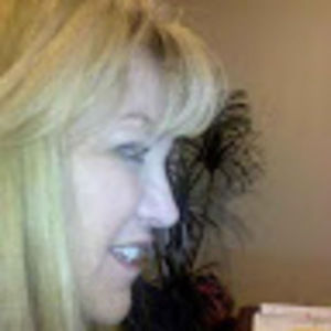 Meet your Posher, Debbie